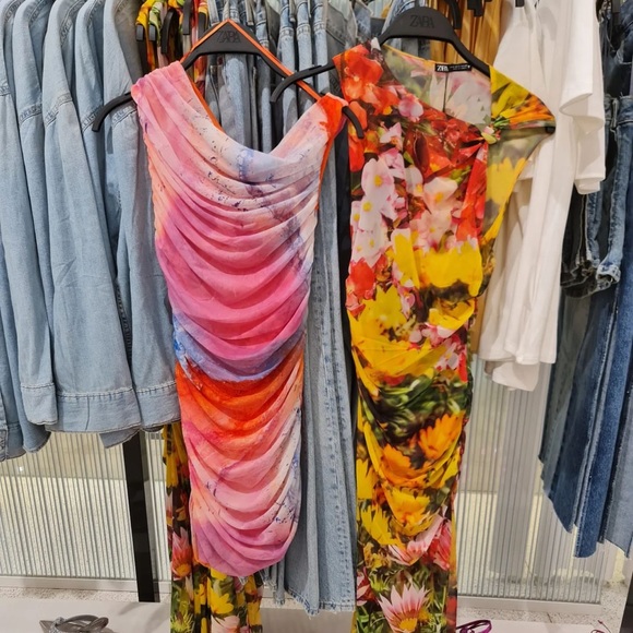 Size Large | Zara | NWT Tulle Ruched Dress - Picture 2 of 2